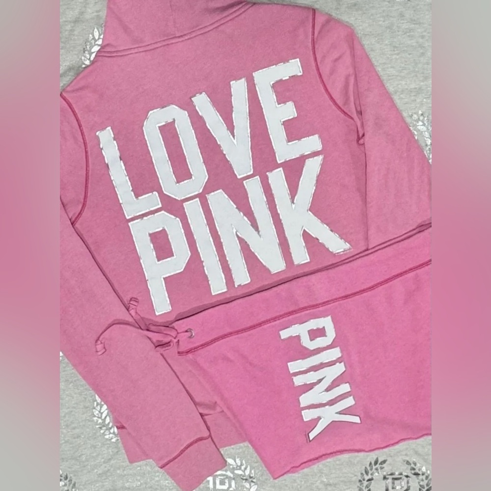 VS PINK VINTAGE SET LARGE NWOT